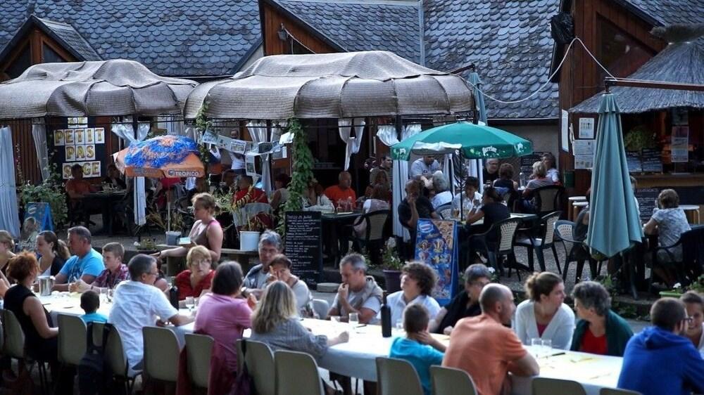 Camping Le Paisserou Najac Eksteriør billede