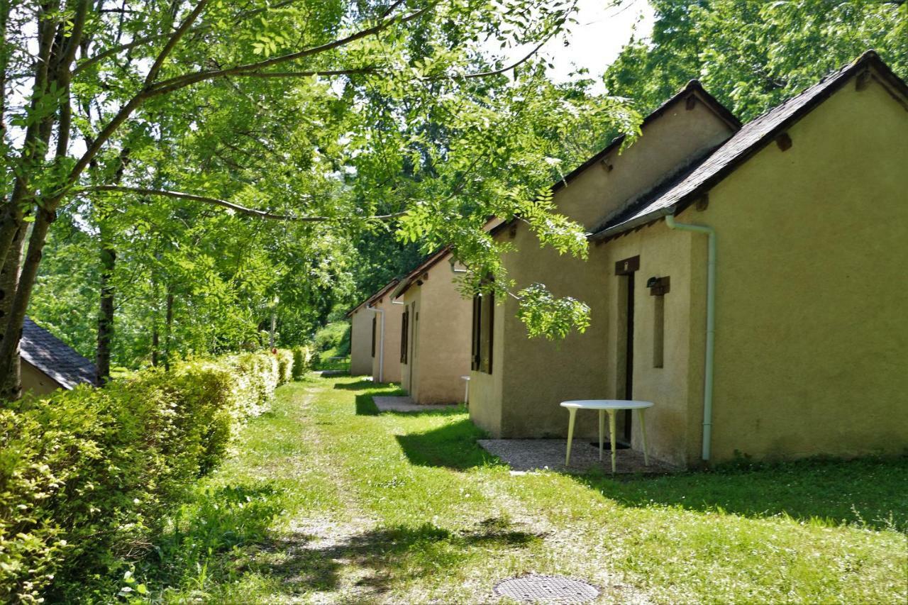 Camping Le Paisserou Najac Eksteriør billede